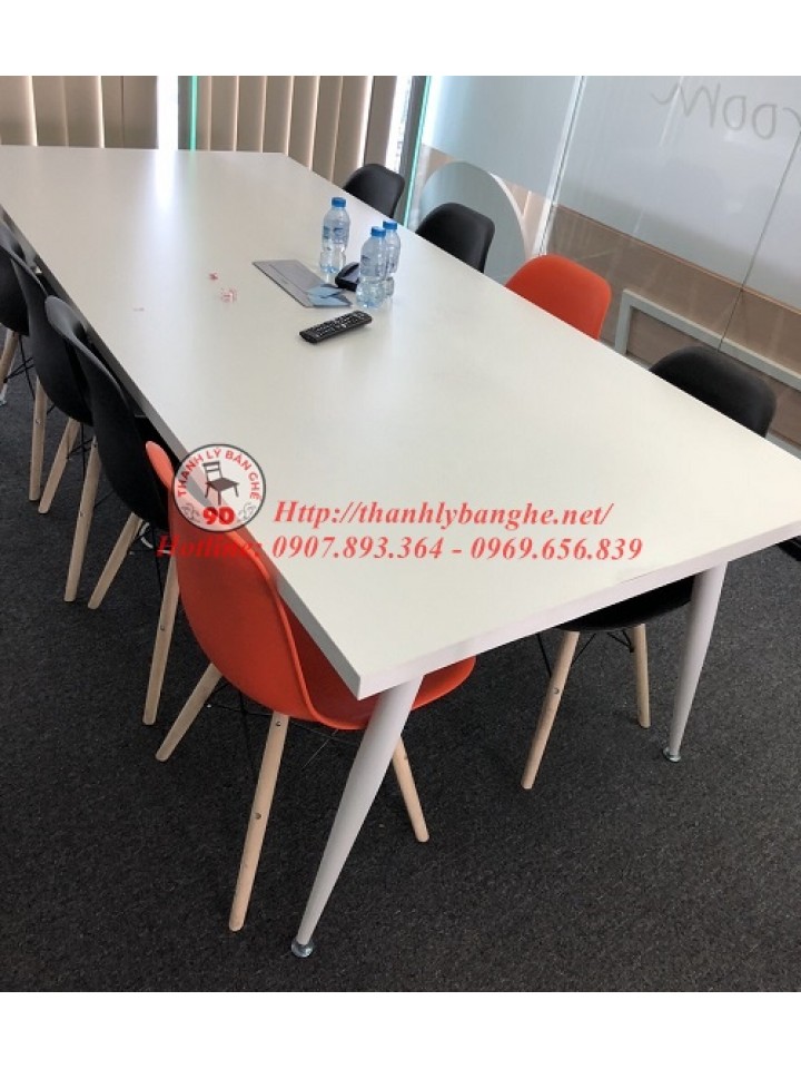 Thanh lý bàn nhóm văn phòng mã số 675